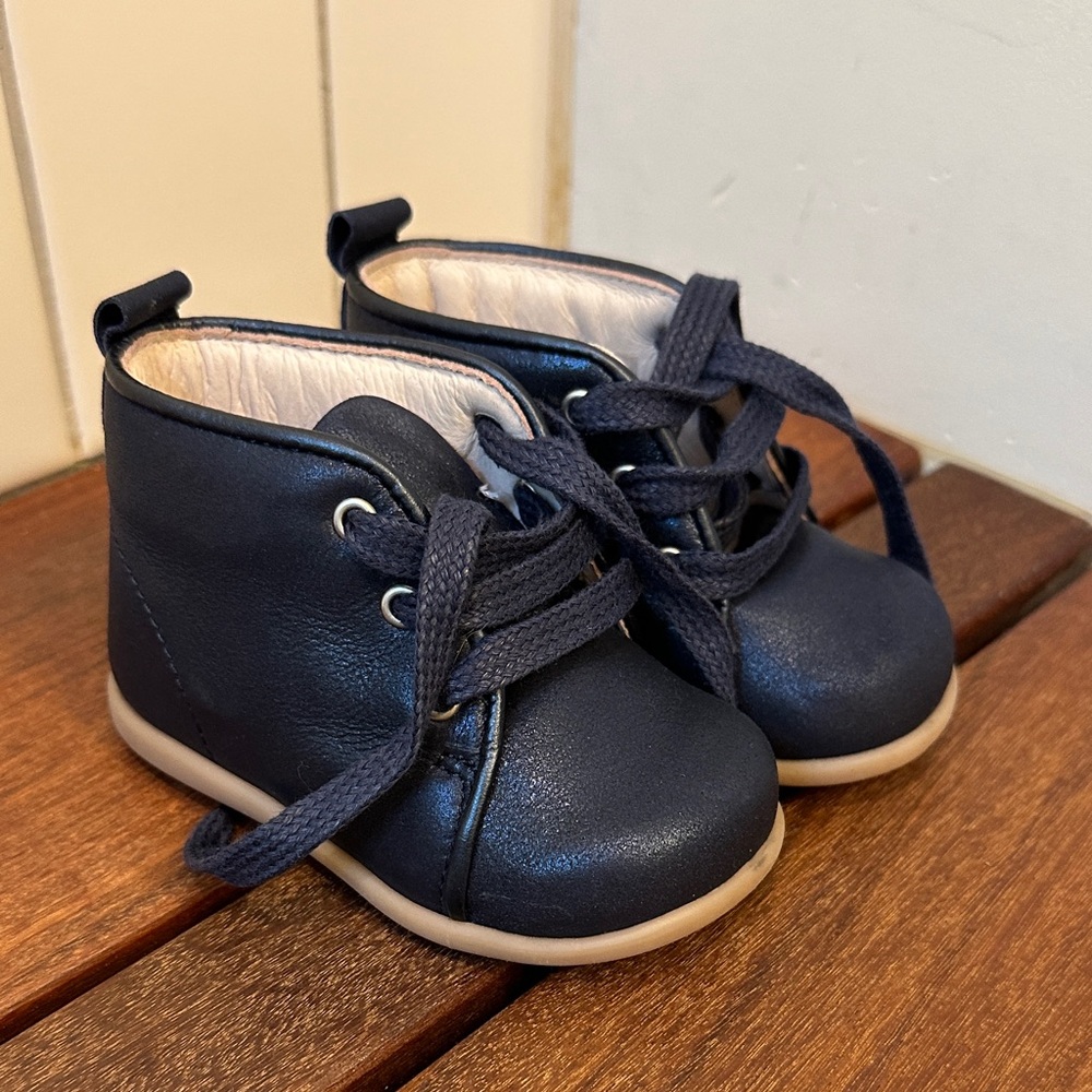 French brand Jacadi Navy Soft Leather Baby Walker Shoes, size 4